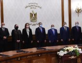 رئيس الوزراء: نحرص على إتاحة فرص عمل بالمحافظات الأكثر احتياجا