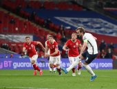إنجلترا تتفوق على بولندا بهدف بالشوط الأول فى تصفيات كاس العالم.. فيديو