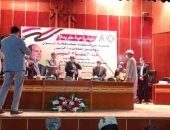 وزير القوى العاملة عن عمال قناة السويس: "المصرى يصنع الإعجاز".. فيديو