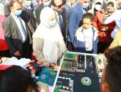 وزيرة التضامن توزع جوائز على الفائزين بالمسابقات الرياضية احتفالا بيوم اليتيم