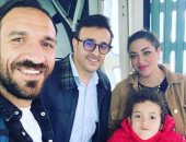 شاهد.. علي معلول يلتقط صورة تذكارية برفقة صابر الرباعي 