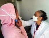 الكشف وتوفير العلاج بالمجان لـ1270 مواطنا فى قافلة طبية ببنى سويف.. صور