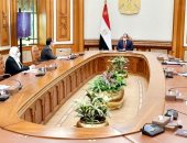 الرئيس السيسي يوجه بالتعامل مع القضايا المجتمعية المتعلقة بتنمية الأسرة المصرية