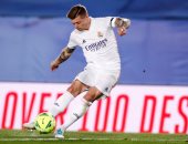 الريال ضد برشلونة .. توني كروس يدخل تاريخ الكلاسيكو برقم فريد