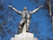 العالم يحتفى بتخليد الذكرى الـ60 لأول رحلة للإنسان إلى الفضاء.. ألبوم صور