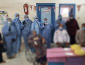 أطباء مستشفى السنطة يحتفلون مع مرضى كورونا بشهر رمضان المبارك