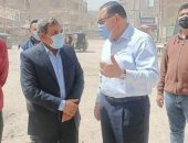 محافظ الشرقية يحيل رئيس وحدة محلية سنهوت للتحقيق بسبب أعمدة الإنارة