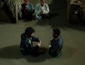 مخرج مسلسل موسى يكشف عن صور كواليس تصوير "الفيضان" وغرق قرية "موسى"