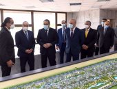 رئيس الوزراء يستعرض موقف المشروعات الاستثمارية بوزارة الطيران المدنى