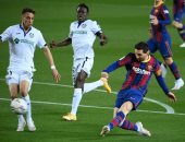 برشلونة ضد خيتافى.. هدف عكسي يهز شباك البارسا والنتيجة 1 - 1 "فيديو" 