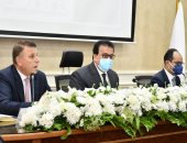 وزير التعليم العالى يرأس اجتماع المجلس الأعلى للجامعات.. يوجه بالالتزام بتطبيق الإجراءات الاحترازية وتقليل إعداد الطلاب.. رفع درجة الاستعداد القصوى بمستشفيات العزل الجامعية.. ويشكل لجنة لوضع خطة نشر الوعى