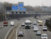 معركة لإلغاء الطرق السريعة الذكية فى بريطانيا..قتلت 53 شخصا فى 6 أعوام