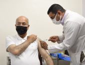 الرئيس العراقى برهم صالح يتلقى اللقاح المضاد لفيروس كورونا