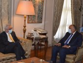 "شكرى" يؤكد ضرورة وقف الانتهاكات المستهدفة للهوية العربية للقدس