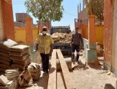 صيانة الكهرباء والصرف الصحى والأثاثات فى مدارس قرى إسنا ضمن "حياة كريمة"