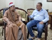 المبتهلون الشباب بسوهاج يكملون مسيرة "الكبار".. أنشأوا فرقة للإنشاد الدينى لإطراب القلوب فى نهار رمضان.. والشيخ معتوق آخر المقيدين بالإذاعة: تأثرت بالنقشبندى ونصر الدين طوبار.. وكورونا أثرت فى مسيرة المهنة