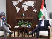 رئيس وزراء فلسطين يطالب أوروبا بالضغط على إسرائيل وعقد الانتخابات فى القدس