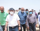 وزير النقل يعلن انتهاء أعمال تطوير ميناء العين السخنة خلال عامين