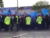 جماهير السيتى تشعل الأجواء قبل موقعة الحسم ضد باريس سان جيرمان.. فيديو