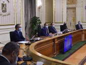 رئيس الوزراء يؤكد تضامن مصر مع الهند بعد تعرضها لموجة حادة من جائحة كورونا.. صور