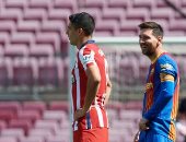 برشلونة يتعادل مع أتلتيكو ويقدم هدية لريال مدريد.. ألبوم صور