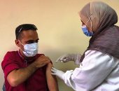 أهالى شمال سيناء يقبلون على التطعيم ضد فيروس كورونا .. صور
