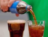 دراسة: الافراط فى تناول المشروبات السكرية يزيد خطر الإصابة بسرطان الأمعاء
