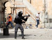 الاحتلال الإسرائيلى يعتدى على شباب فلسطينى قرب باب العامود بالقدس المحتلة