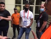 منسق صن داونز يحضر مباراة الأهلي والزمالك باستاد القاهرة