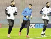 جنش يرحب بأبو جبل فى أول تدريب عقب شفائه من كورونا.. وبرنامج بدنى للأساسيين