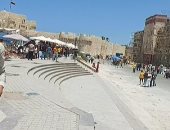 أجواء من البهجة بقلعة قايتباى فى الإسكندرية أول أيام عيد الفطر المبارك.. فيديو