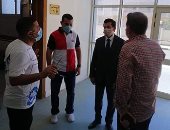 وزير الرياضة يتفقد عددا من المنشآت الشبابية والرياضة البحر الأحمر.. صور