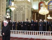بشار الأسد يؤدى صلاة عيد الفطر فى الجامع الأموى بدمشق.. صور 