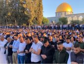 60 ألف فلسطيني يؤدون صلاة الجمعة في رحاب المسجد الأقصى