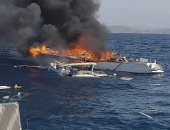 إنقاذ 13 صيادا بعد اشتعال النيران فى مركب صيد بالبحر الأحمر