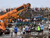 مصرع 22 شخصا وفقدان 51 آخرين إثر غرق بارجة نفط بالهند بسبب إعصار "توكتا"