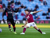 ليفربول يتقدم على بيرنلي بهدف فيرمينو في الشوط الأول.. فيديو