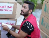 شاهد كواليس مشاركة تامر حسنى متطوعًا فى الهلال الأحمر المصرى لدعم فلسطين