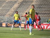 هدف ملغٍ لصن داونز فى مرمى الأهلى بسبب لمسة يد.. فيديو