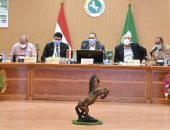 حياة كريمة.. محافظ الشرقية يعقد اجتماعا لمتابعة تطوير قرى مركز الحسينية