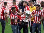 لويس سواريز يؤكد بقاءه مع أتلتيكو مدريد فى الموسم المقبل