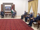 وزير الخارجية يؤكد لأبومازن استمرار مصر فى جهودها لتثبيت وقف إطلاق النار بغزة