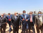 وزير التعليم العالى والخشت يتفقدان فرع جامعة القاهرة الدولى لمتابعة الإنشاءات