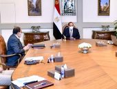 الرئيس السيسى يوجه بالتوسع التدريجي فى إنشاء وتطوير الطرق والمحاور بالقاهرة الكبرى