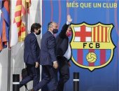 كتالونيا تترقب مصير كومان وفينالدوم فى اجتماع رئيس برشلونة الليلة