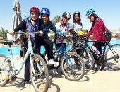 مبادرة تشجع بنات أسيوط على ركوب الدراجات لكسر الصورة النمطية .. فيديو 