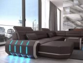 الأشكال الهندسية والتقنيات التكنولوجية موضة تصميمات الأريكة فى 2021