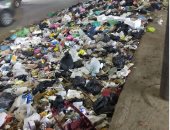 شكوى من تراكم القمامة فى ميدان بهتيم بالقليوبية.. والمحافظ يرد