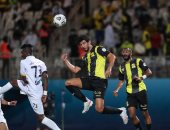 الصحف السعودية تتغزل فى حجازى المتألق بعد قيادة الاتحاد لدوري الأبطال