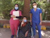 معمرة 101 سنة تغادر مستشفى كفر الدوار العام بعد شفائها من فيروس كورونا